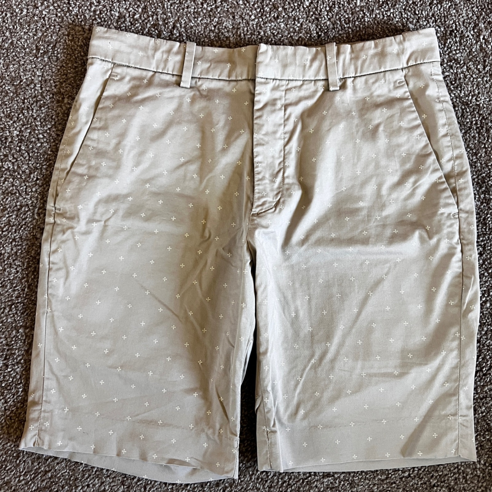 Uniqlo Mens Printed Cotton Shorts Flat Front Khaki Casual Size Small 27-30 0282